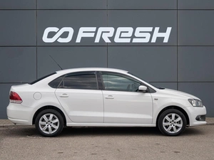 Седан Volkswagen Polo 2011 года, 705000 рублей, Краснодар