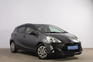 Хетчбэк Toyota Aqua 2016 года, 1199000 рублей, Новосибирск