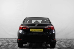 Седан Toyota Corolla 2013 года, 1699000 рублей, Кемерово
