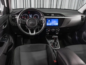Седан Kia Rio 2021 года, 1669000 рублей, Тюмень