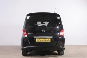 Минивэн Honda Freed 2009 года, 909000 рублей, Новосибирск