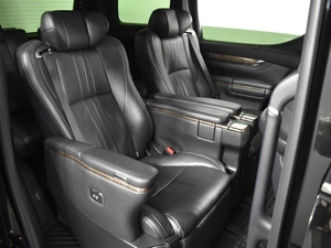 Минивэн Toyota Alphard 2019 года, 3949900 рублей, Казань