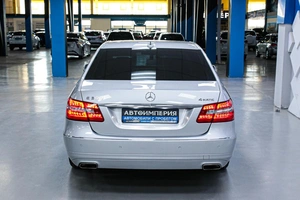Седан Mercedes-benz E-класс 2012 года, 1998000 рублей, Солонцы