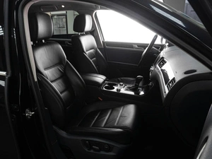 Внедорожник Volkswagen Touareg 2015 года, 2899000 рублей, Тюмень