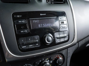 Седан Renault Logan 2017 года, 899000 рублей, Волгоград