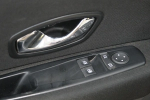Седан Renault Fluence 2013 года, 799000 рублей, Омск