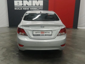 Седан Hyundai Solaris 2012 года, 800000 рублей, Курск