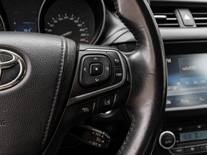 Седан Toyota Avensis 2015 года, 1695000 рублей, Краснодар