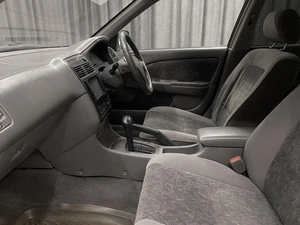 Седан Toyota Carina 2001 года, 479000 рублей, Красноярск