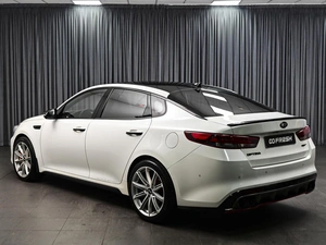 Седан Kia Optima 2017 года, 2385000 рублей, Ставрополь