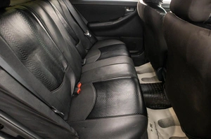 Седан Toyota Corolla 2006 года, 799000 рублей, Барнаул