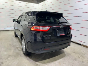 Внедорожник Toyota Harrier 2018 года, 2930000 рублей, Красноярск