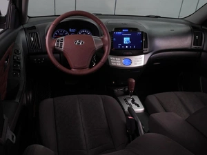 Седан Hyundai Elantra 2010 года, 699000 рублей, Воронеж