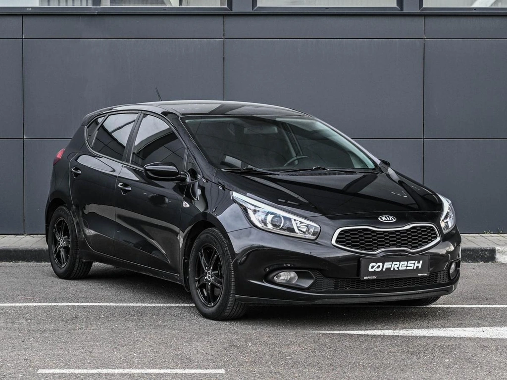 Хетчбэк Kia Ceed 2014 года, 924000 рублей, Кирилловка
