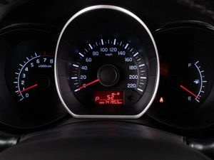 Хетчбэк Kia Rio 2014 года, 1030000 рублей, Тюмень