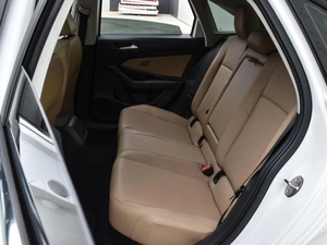 Седан Volkswagen Jetta 2020 года, 2120000 рублей, Краснодар