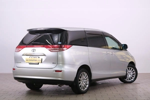 Минивэн Toyota Estima 2006 года, 1899000 рублей, Омск