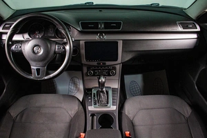 Универсал Volkswagen Passat 2011 года, 729000 рублей, Сургут