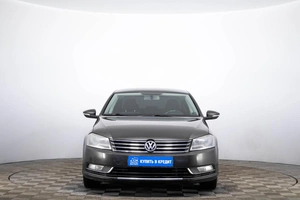 Седан Volkswagen Passat 2011 года, 899000 рублей, Пермь