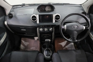 Хетчбэк Toyota Ist 2005 года, 499000 рублей, Новокузнецк