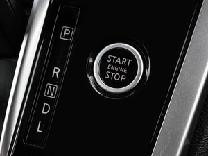 Минивэн Nissan Serena 2019 года, 2189000 рублей, Кирилловка