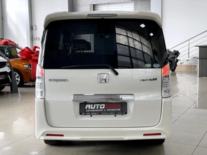 Минивэн Honda Stepwgn Spada 2010 года, 1487000 рублей, Солонцы