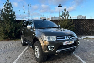 Внедорожник Mitsubishi Pajero Sport 2015 года, 1920000 рублей, Красноярск