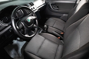 Хетчбэк Skoda Fabia 2012 года, 649000 рублей, Сургут