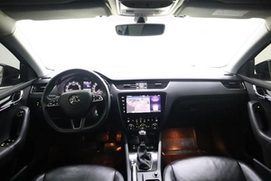 Хэтчбек Skoda Octavia 2018 года, 2100000 рублей, Брянск