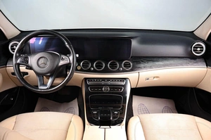 Седан Mercedes-benz E-класс 2016 года, 3359000 рублей, Тюмень