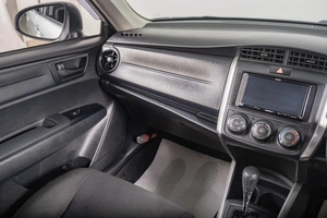 Универсал Toyota Corolla Fielder 2018 года, 1299000 рублей, Томск