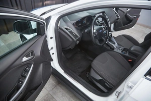 Хетчбэк Ford Focus 2013 года, 799000 рублей, Красноярск