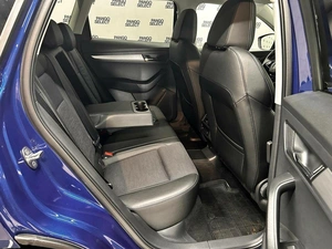 Внедорожник Skoda Karoq 2021 года, 2125000 рублей, Красноярск