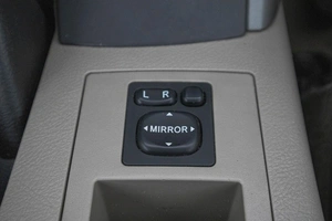 Внедорожник Toyota RAV4 2006 года, 1119000 рублей, Кемерово