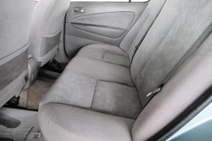 Седан Toyota Prius 1999 года, 439000 рублей, Омск