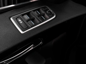 Внедорожник Jaguar F-Pace 2017 года, 2649000 рублей, Тюмень