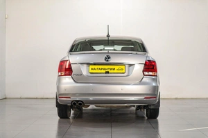 Седан Volkswagen Polo 2018 года, 1429000 рублей, Челябинск