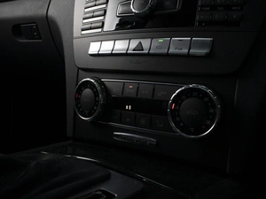 Седан Mercedes-benz C-класс 2012 года, 1800000 рублей, Омск