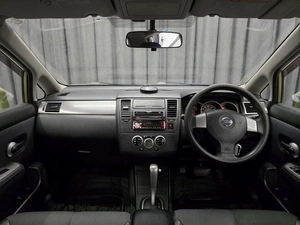 Хетчбэк Nissan Tiida 2005 года, 579000 рублей, Красноярск