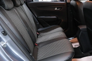 Хетчбэк Kia Rio X-Line 2019 года, 1699000 рублей, Омск