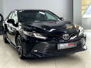 Седан Toyota Camry 2019 года, 2497000 рублей, Солонцы
