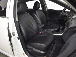 Седан Toyota Corolla 2011 года, 1199900 рублей, Казань