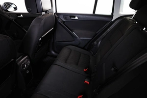 Внедорожник Volkswagen Tiguan 2014 года, 1649000 рублей, Пермь