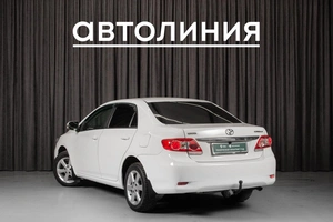 Седан Toyota Corolla 2012 года, 1049000 рублей, Красноярск
