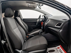 Седан Hyundai Solaris 2019 года, 1550000 рублей, Красноярск