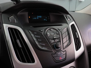 Седан Ford Focus 2013 года, 989000 рублей, Воронеж