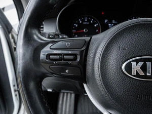 Хетчбэк Kia Rio X-Line 2018 года, 1455000 рублей, Ставрополь