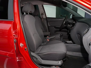 Хетчбэк Kia Rio 2009 года, 544555 рублей, Тверь