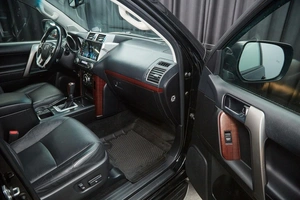 Внедорожник Toyota Land Cruiser Prado 2017 года, 4099000 рублей, Красноярск