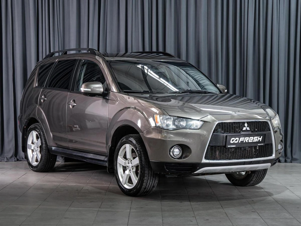 Внедорожник Mitsubishi Outlander 2010 года, 970000 рублей, Волгоград